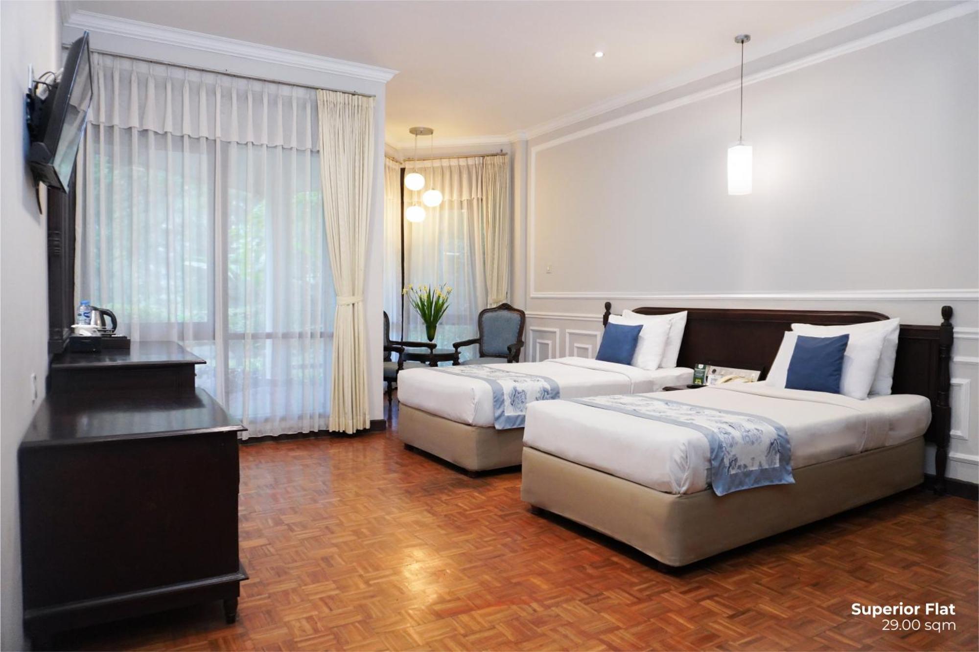 Puteri Gunung Hotel Лембанг Экстерьер фото